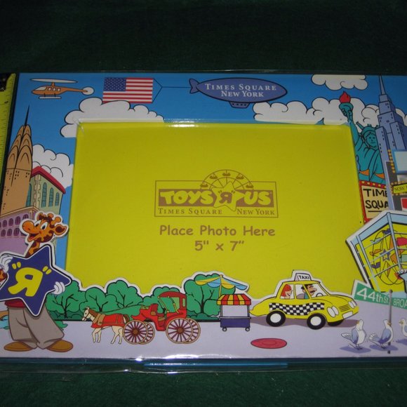 Vintage 2001 Toys “R” Us New York Times Square Geoffrey 5” x 7” Picture Frame - Picture 12 of 12